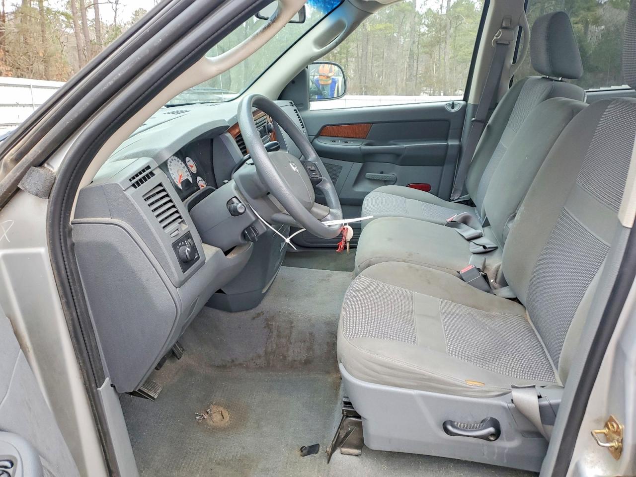 2006 DODGE RAM 1500 ST photo 7