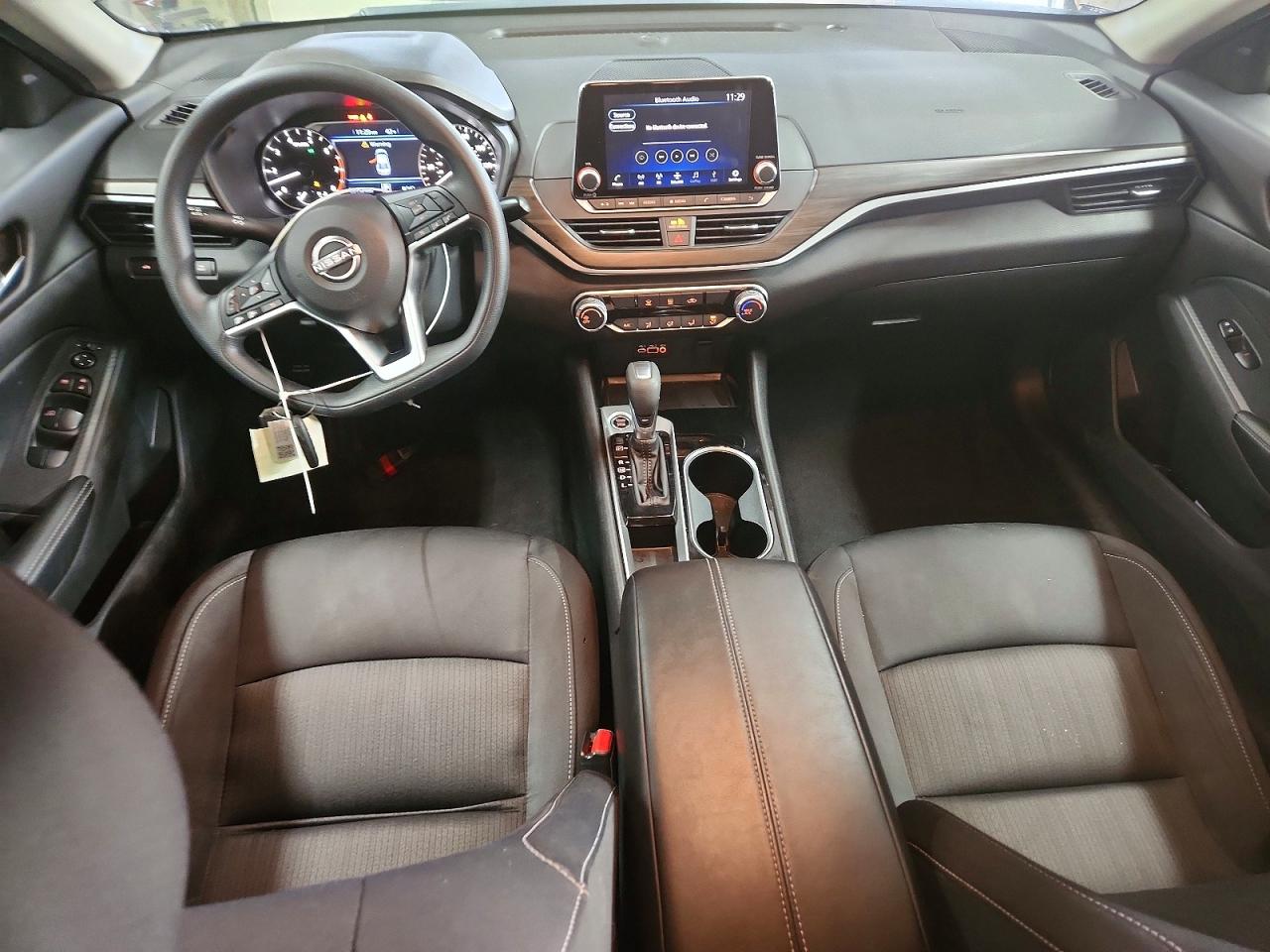2024 NISSAN ALTIMA SV photo 8