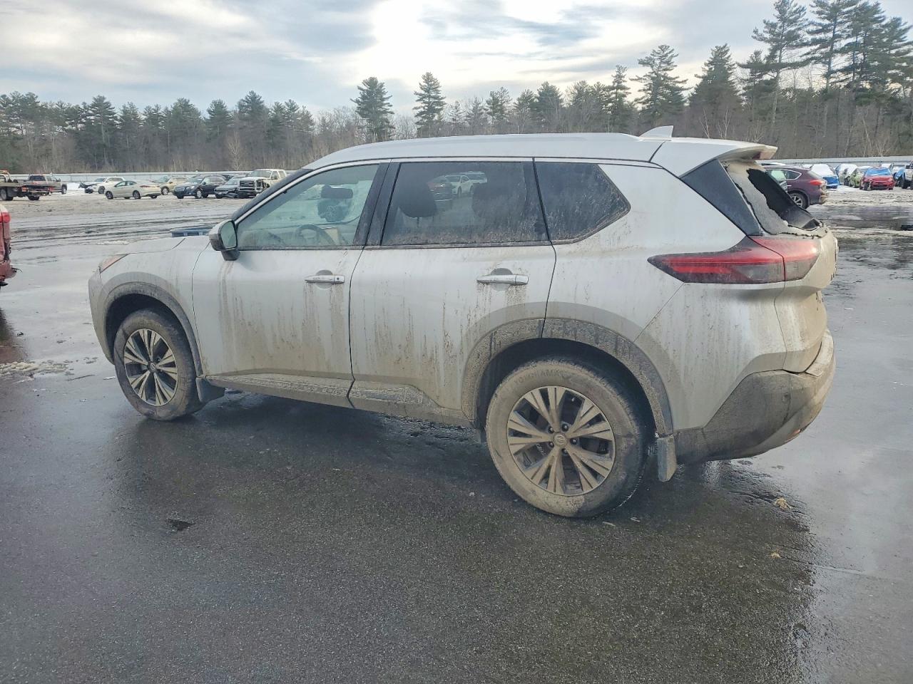 2021 NISSAN ROGUE SV photo 2