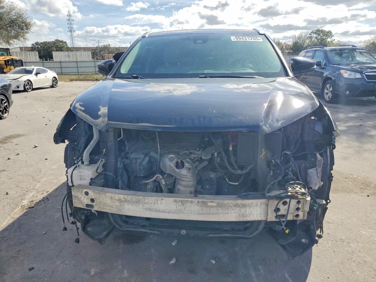 2018 TOYOTA HIGHLANDER LIMITED photo 9