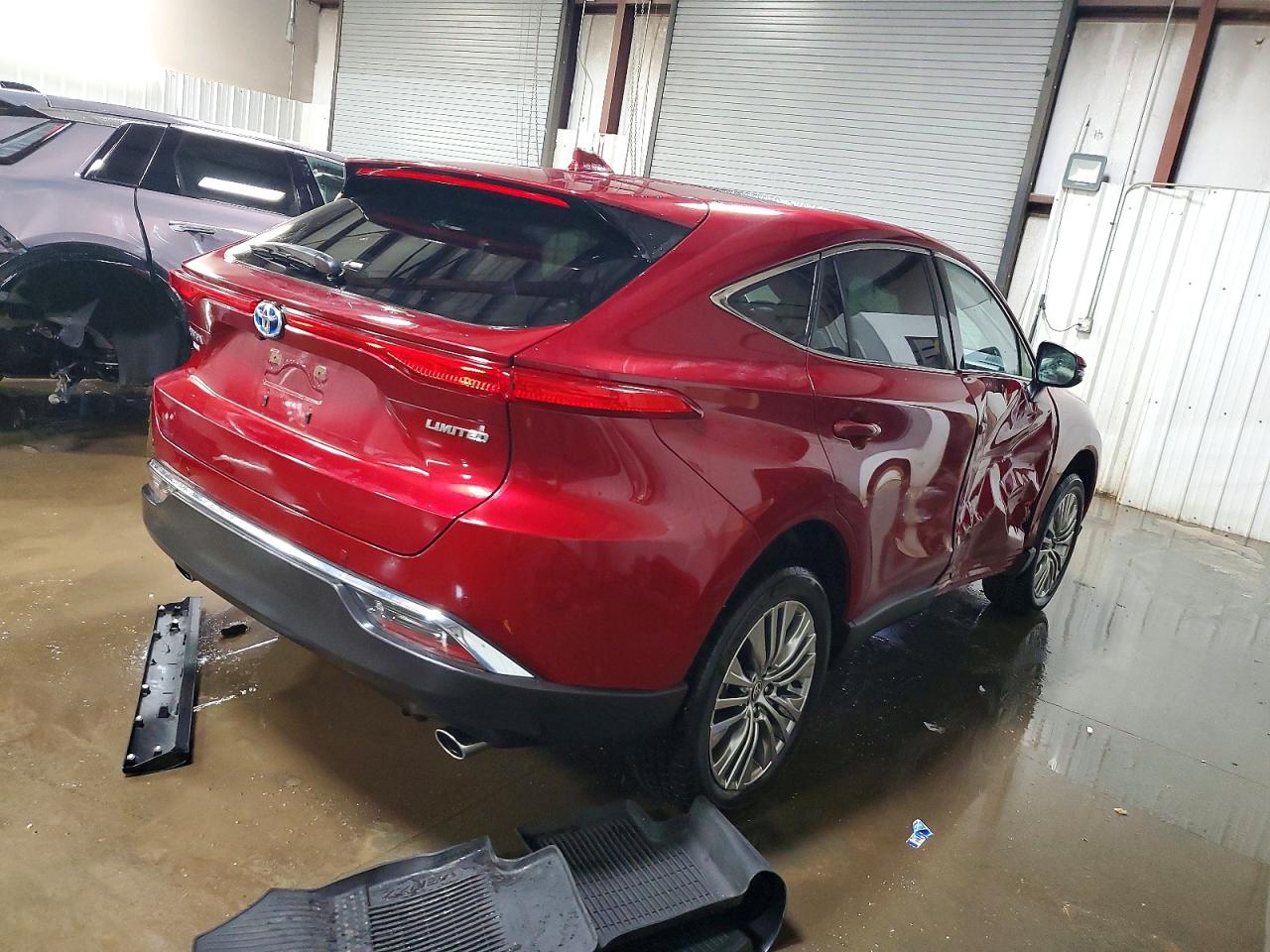 2024 TOYOTA VENZA LIMITED photo 3