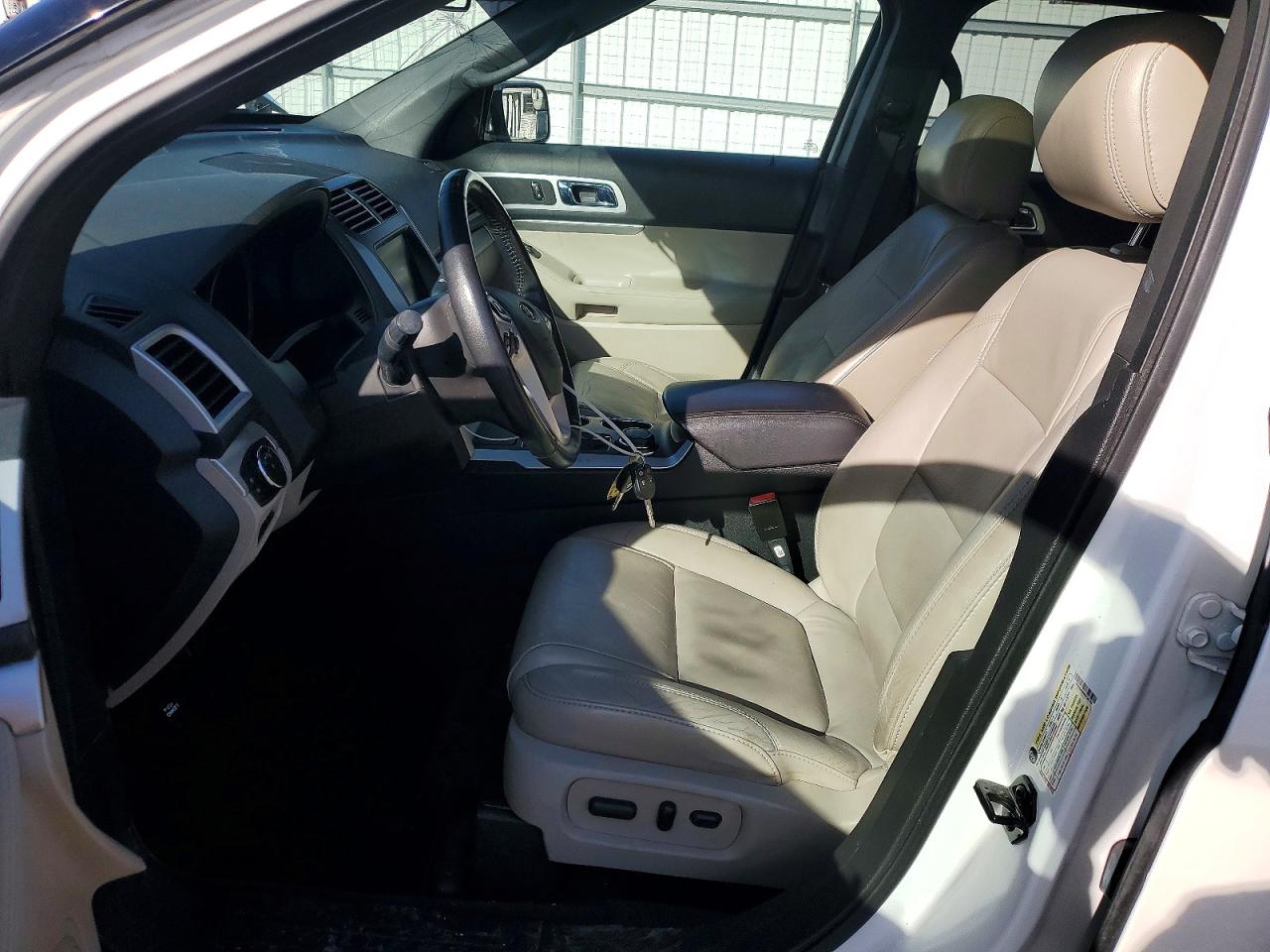 2013 FORD EXPLORER XLT photo 7