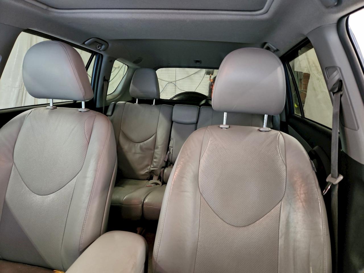 2012 TOYOTA RAV4 LIMITED photo 10