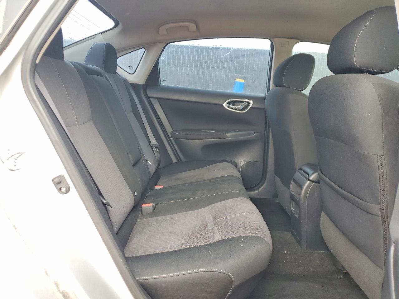 2015 NISSAN SENTRA SV photo 10