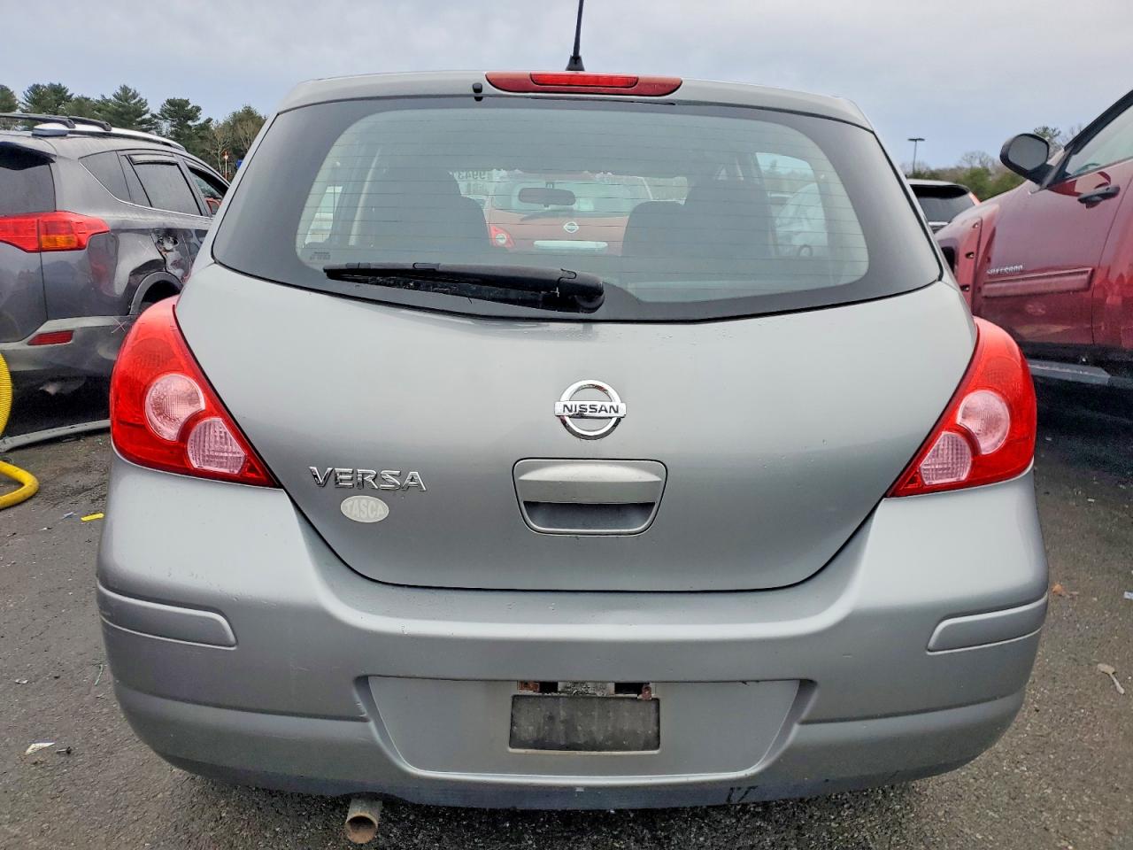 2012 NISSAN VERSA S photo 6