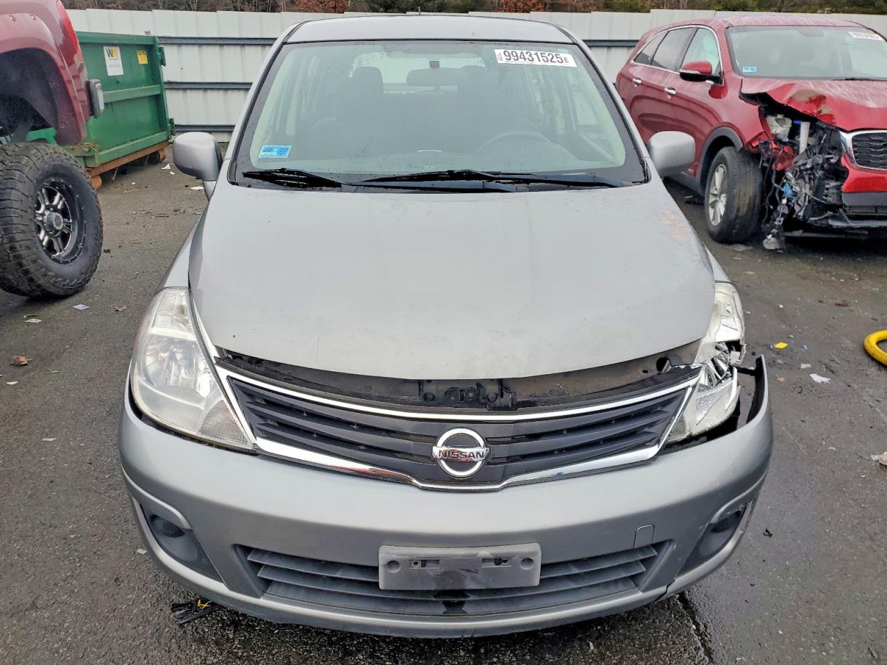 2012 NISSAN VERSA S photo 5
