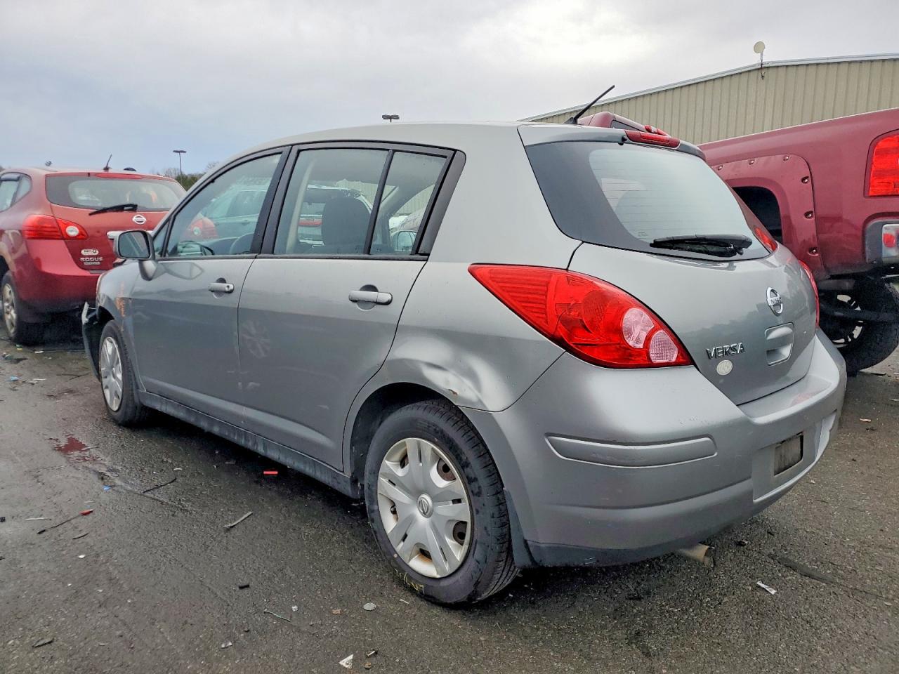 2012 NISSAN VERSA S photo 2