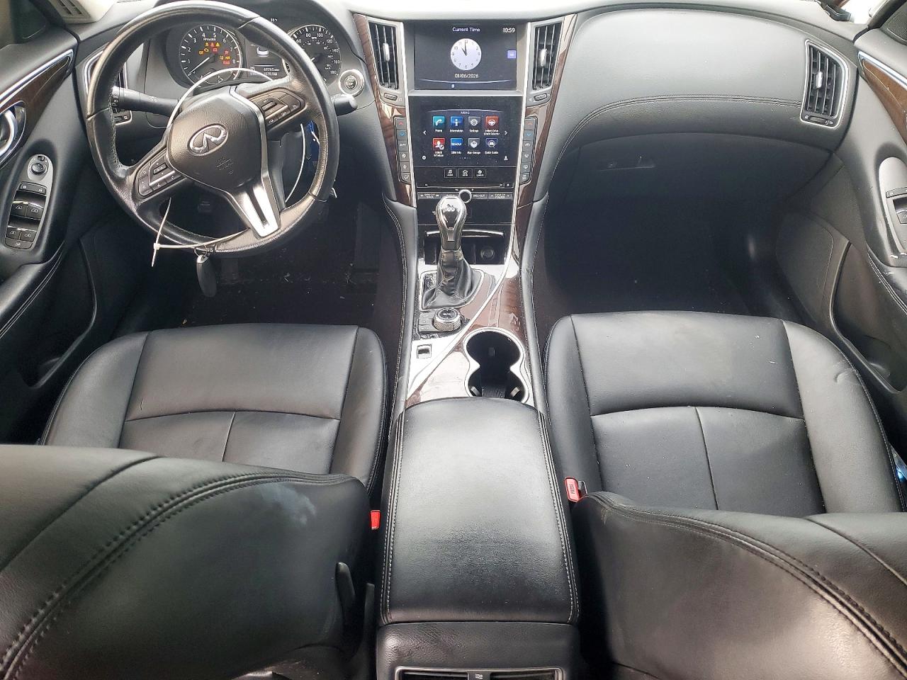2018 INFINITI Q50 LUXE photo 8