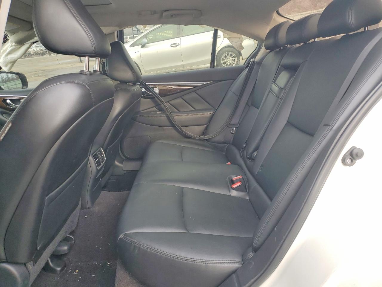 2018 INFINITI Q50 LUXE photo 10