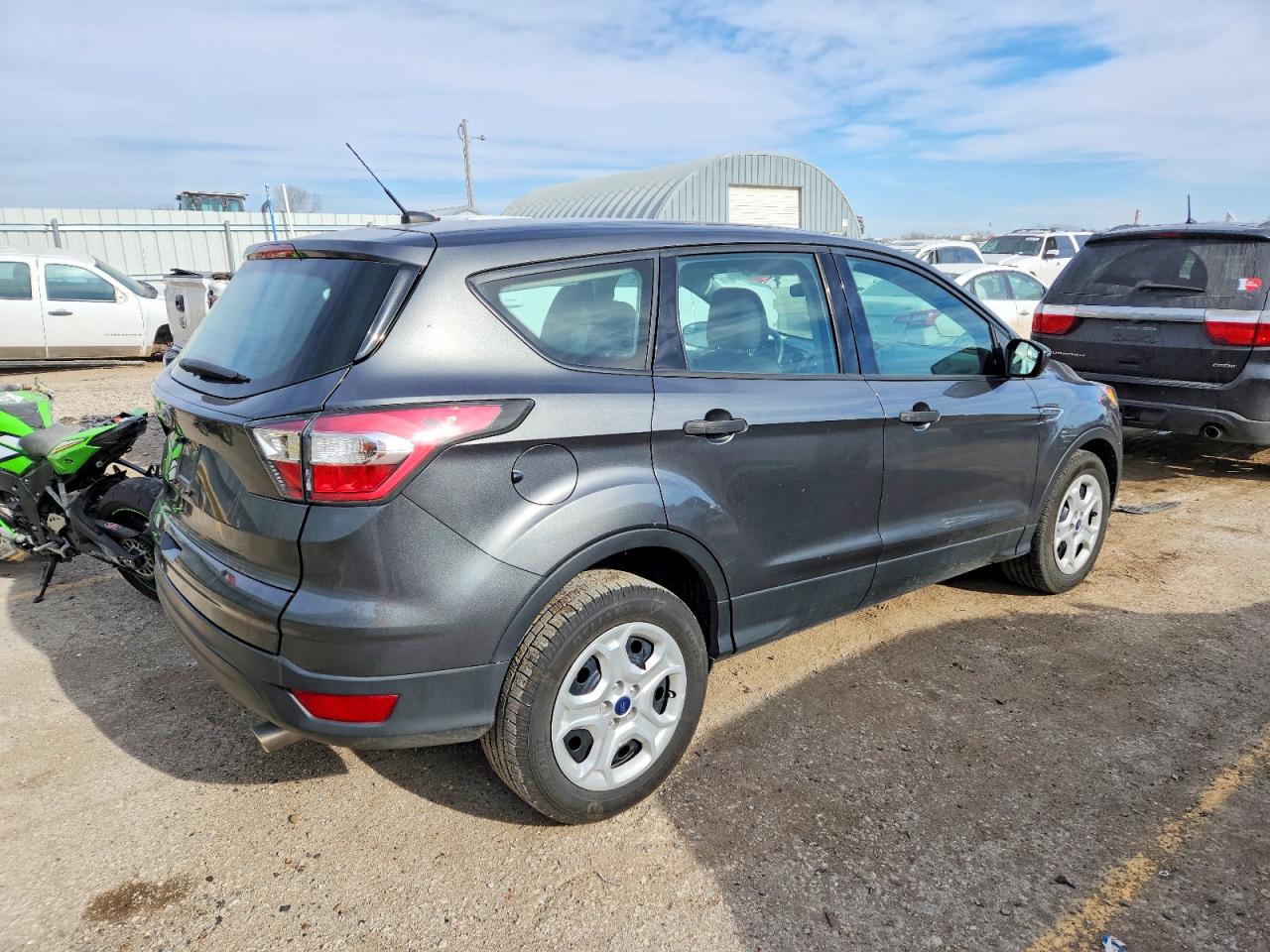 2017 FORD ESCAPE S photo 3