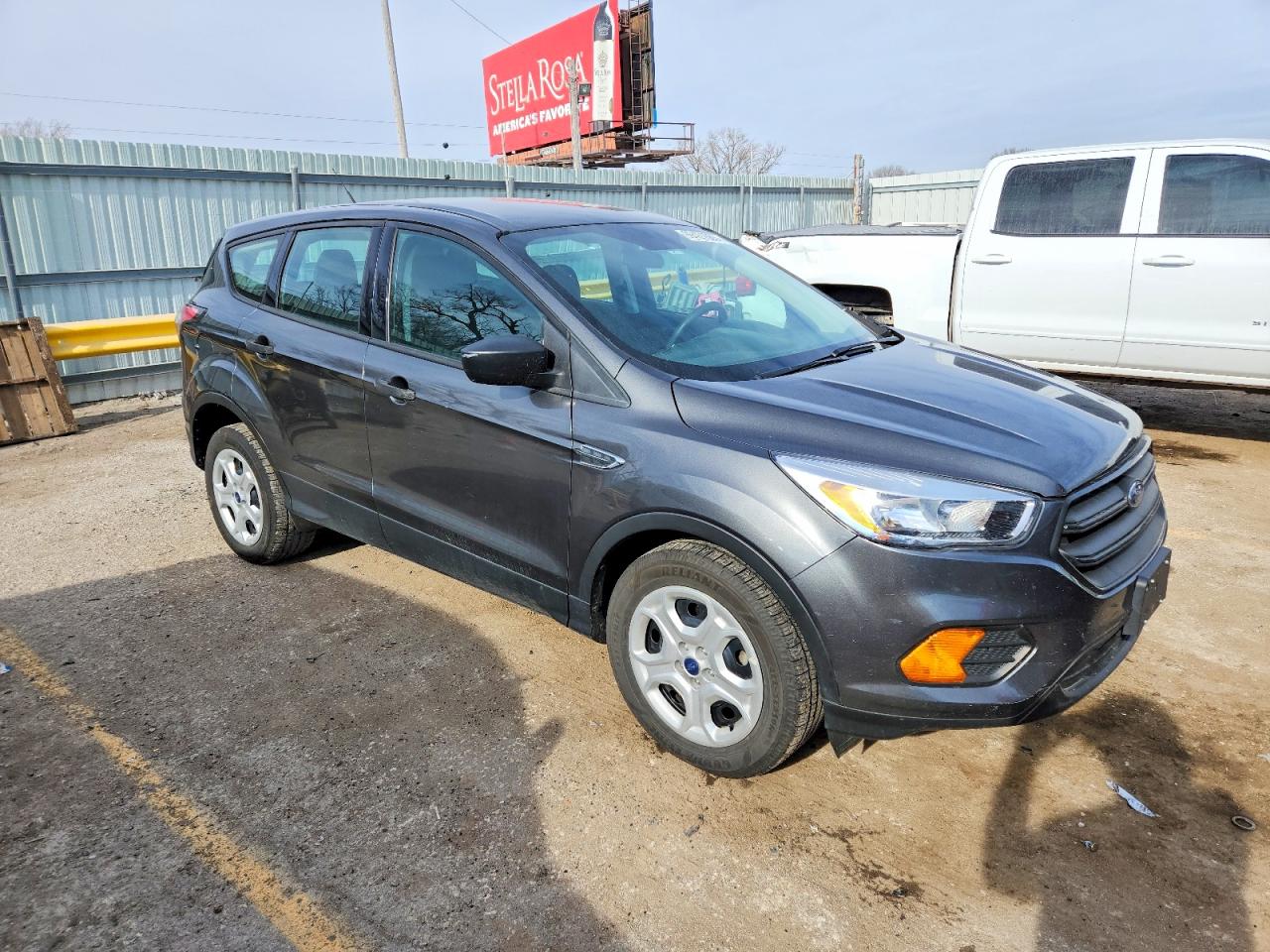 2017 FORD ESCAPE S photo 4