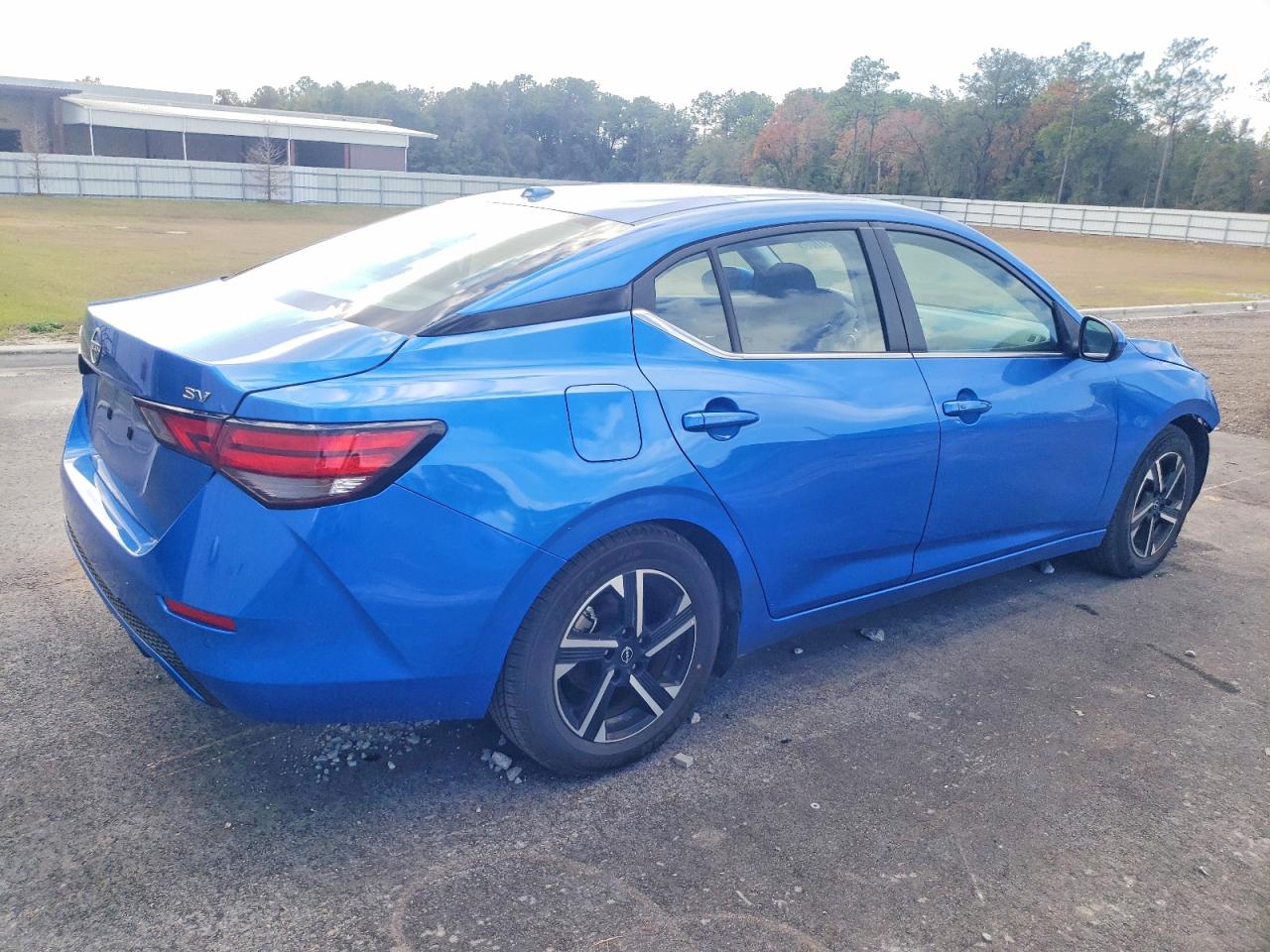 2024 NISSAN SENTRA SV photo 3