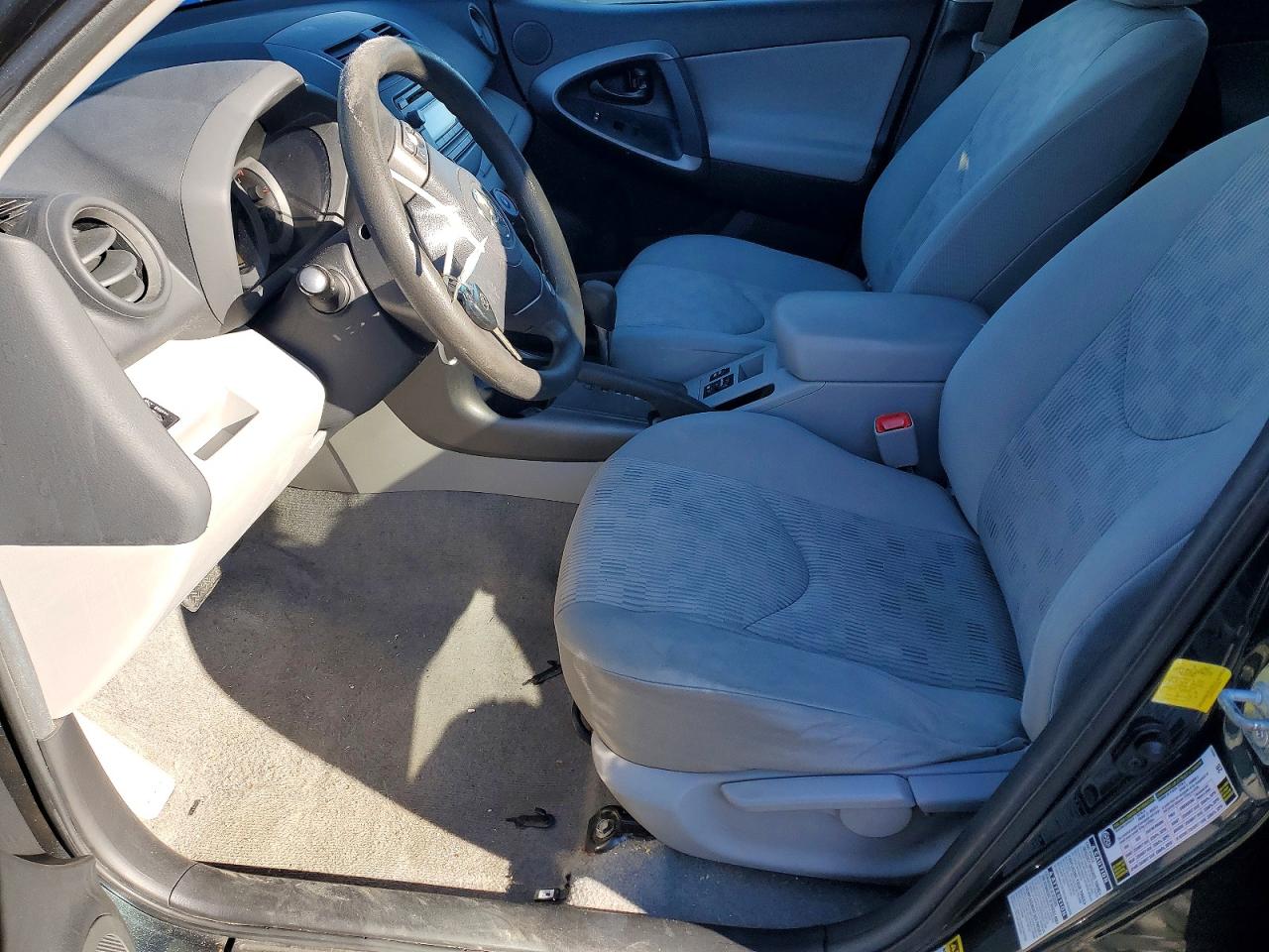2012 TOYOTA RAV4 photo 19