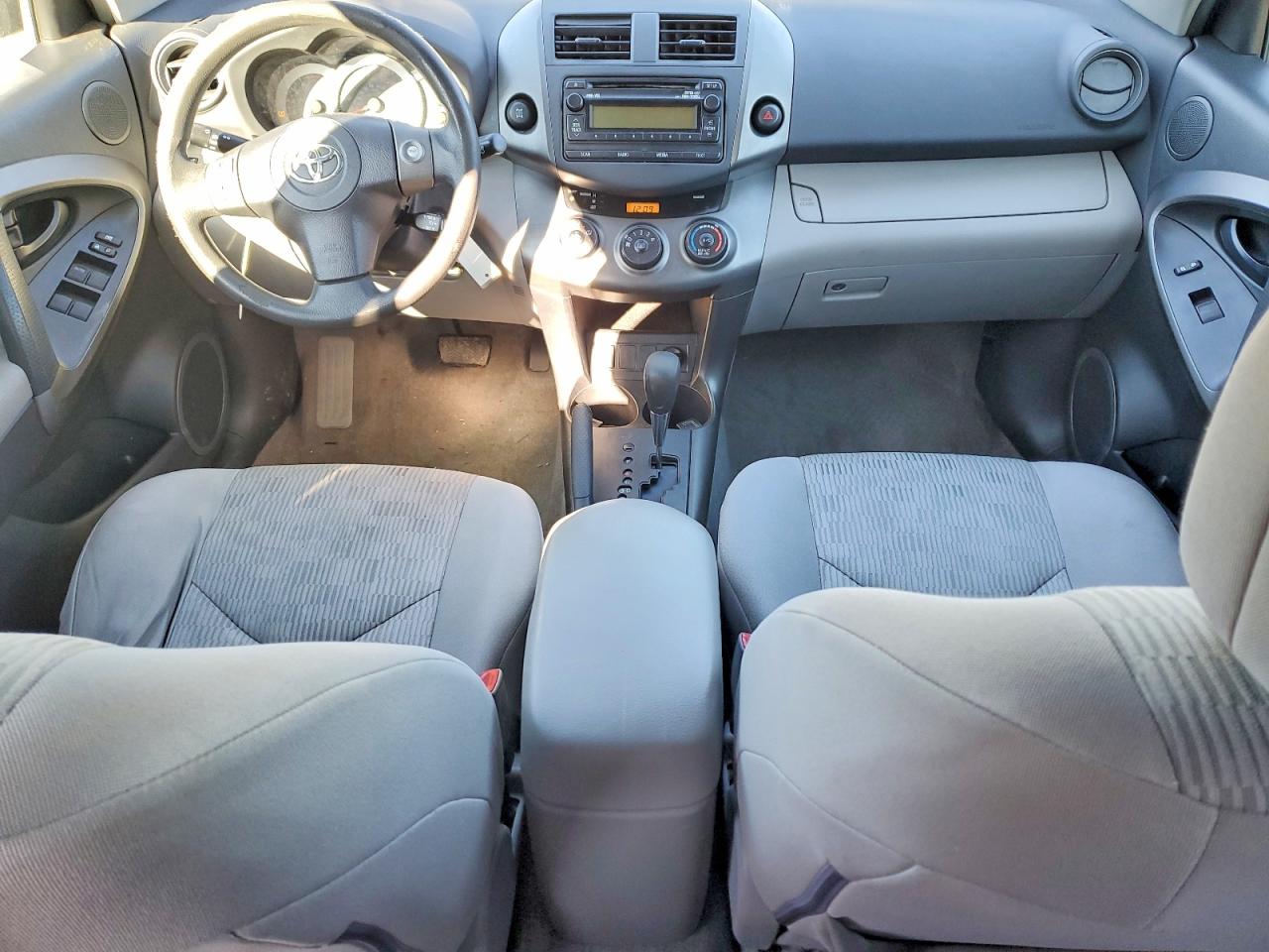 2012 TOYOTA RAV4 photo 22