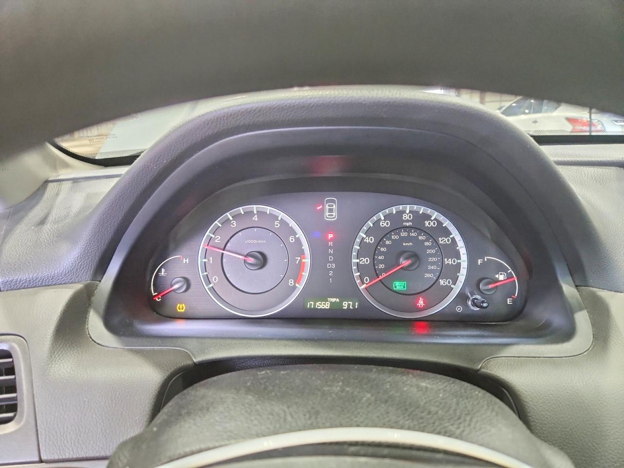 2009 HONDA ACCORD LX photo 9