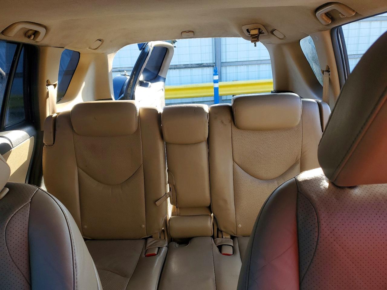2010 TOYOTA RAV4 LIMITED photo 10