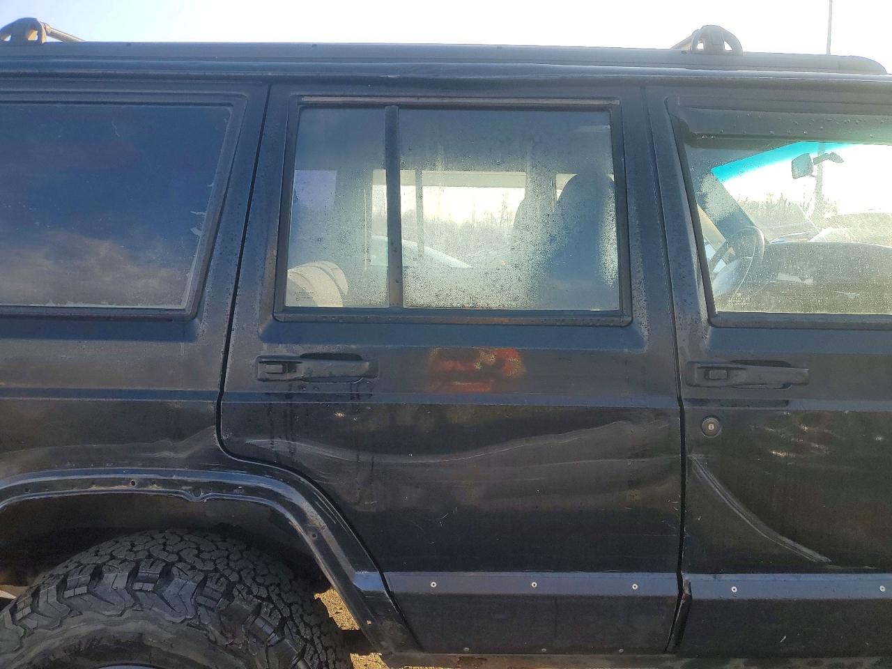 1998 JEEP CHEROKEE SPORT photo 11