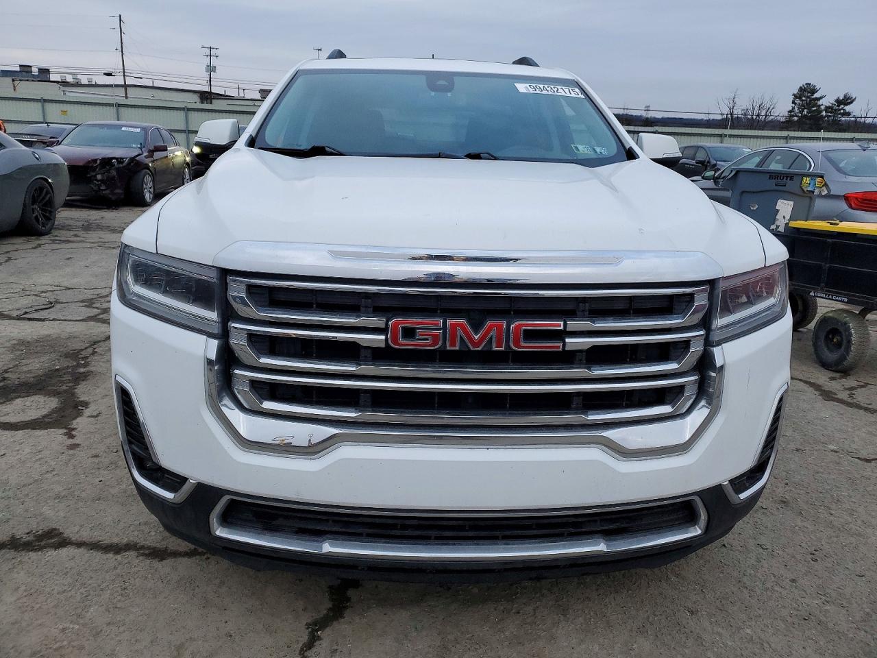 2023 GMC ACADIA SLT photo 5