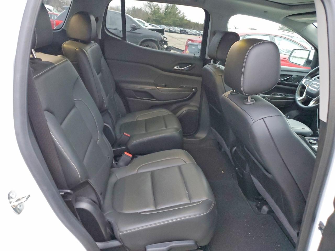 2023 GMC ACADIA SLT photo 11