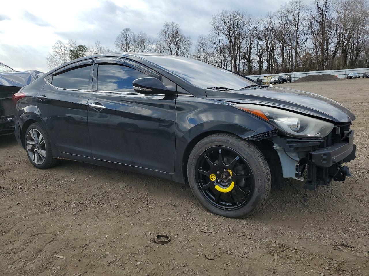 2014 HYUNDAI ELANTRA SE photo 4