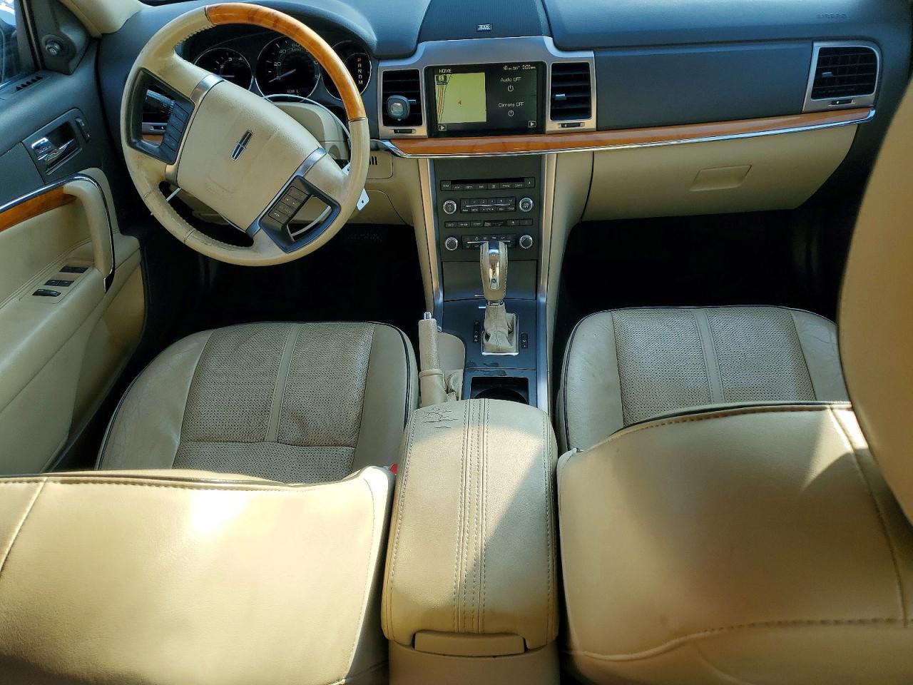 2010 LINCOLN MKZ photo 8