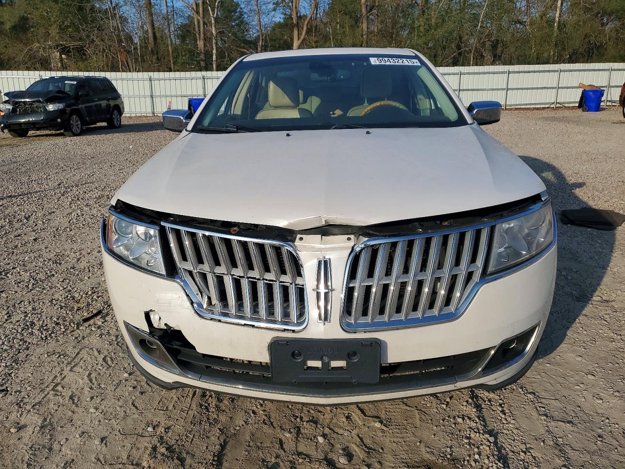2010 LINCOLN MKZ photo 5