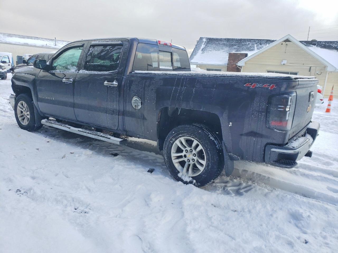 2014 CHEVROLET SILVERADO K1500 LT photo 2