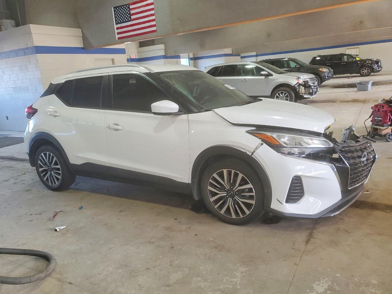 2023 NISSAN KICKS SV photo 4