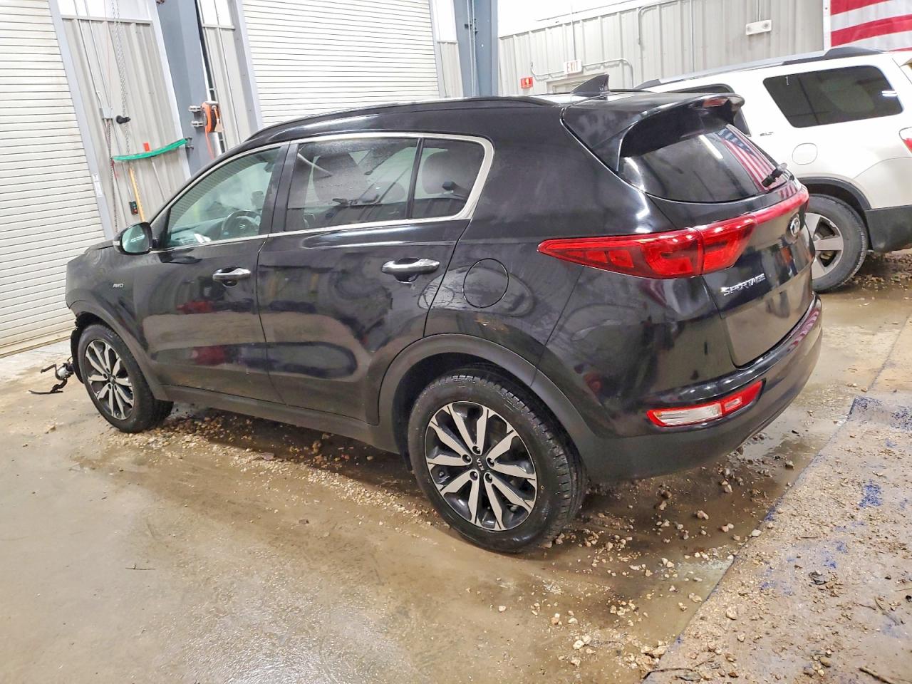 2018 KIA SPORTAGE EX photo 2