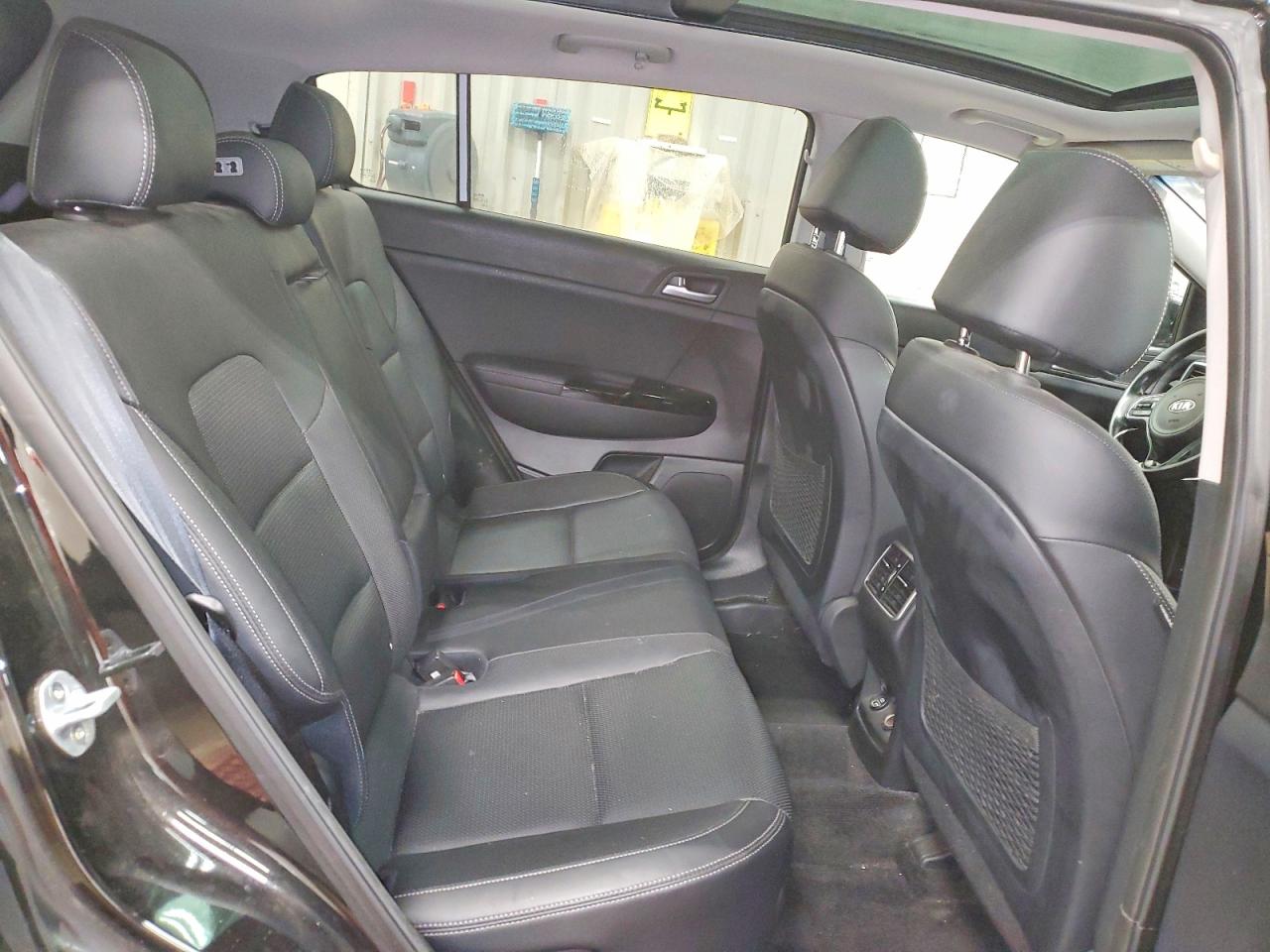 2018 KIA SPORTAGE EX photo 11