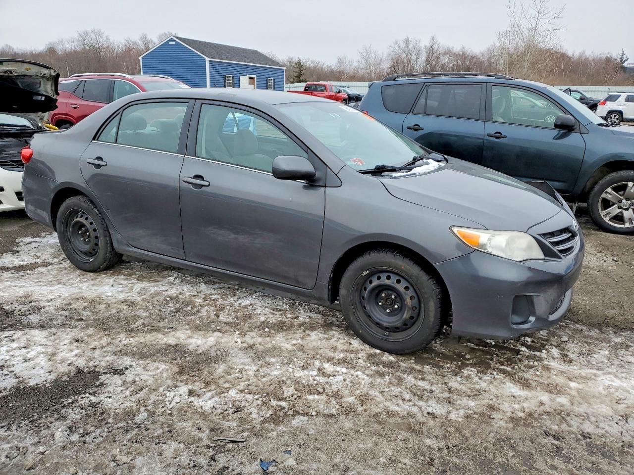 2013 TOYOTA COROLLA BASE photo 4