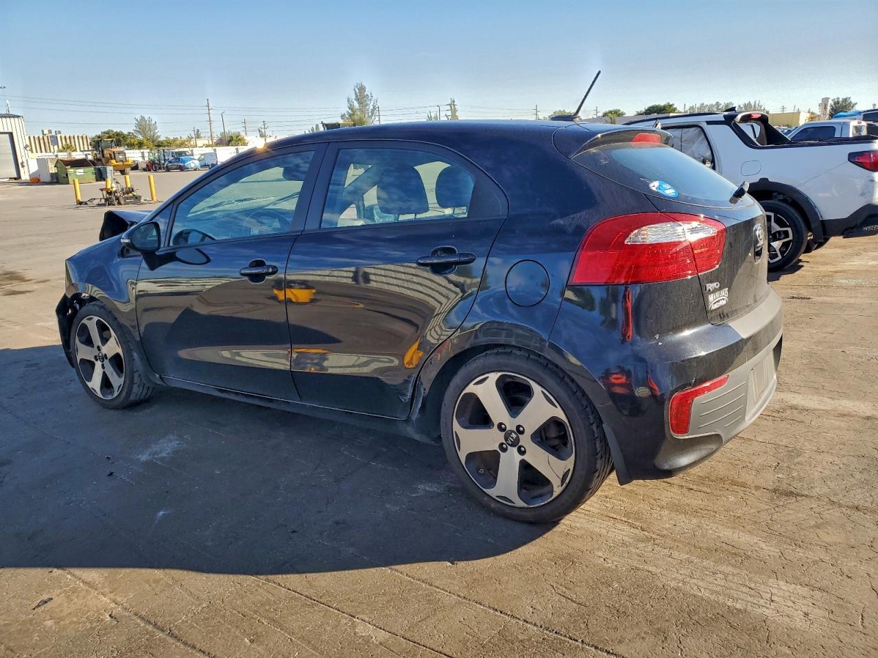 2016 KIA RIO EX photo 2