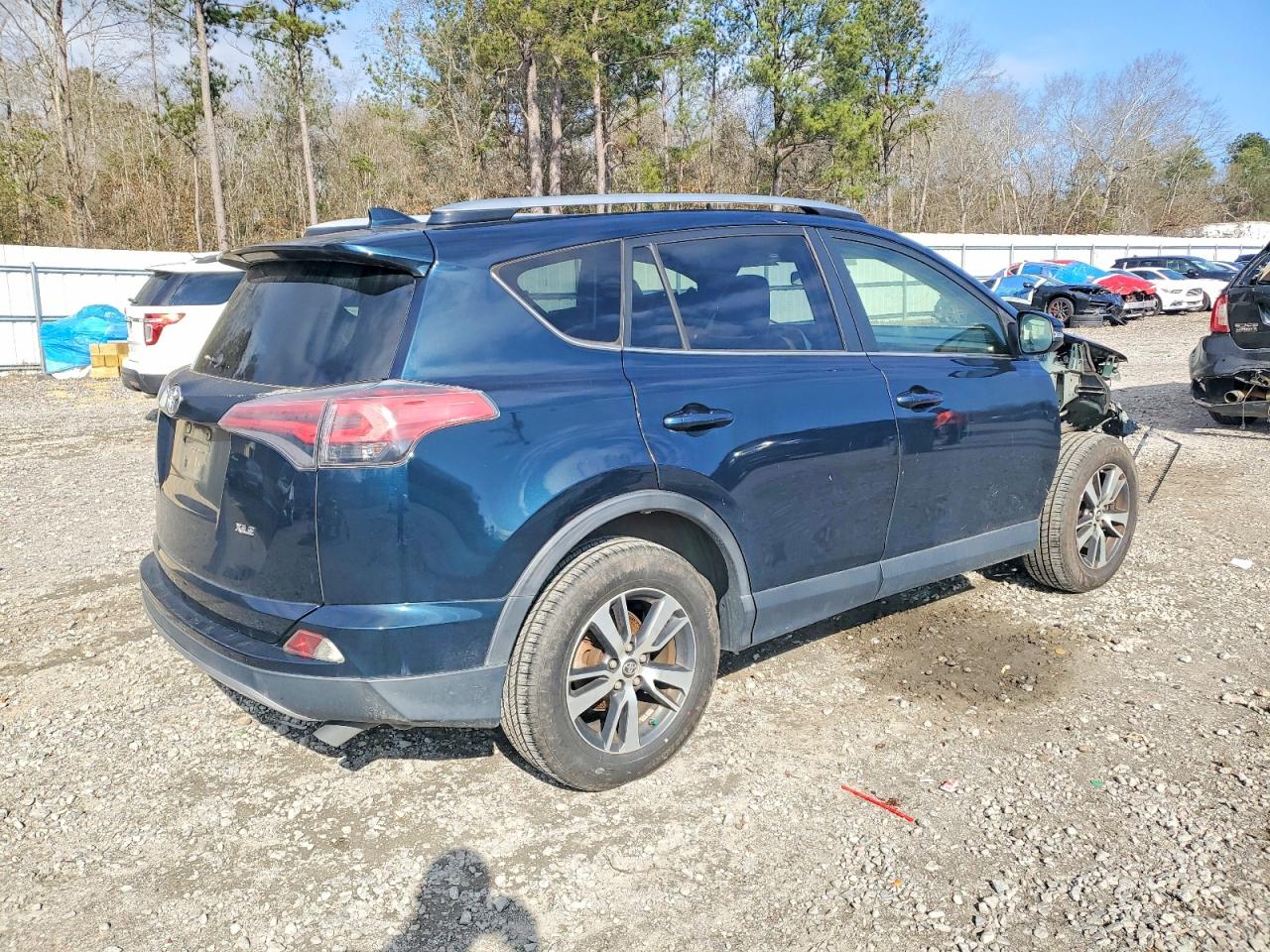 2018 TOYOTA RAV4 ADVENTURE photo 3