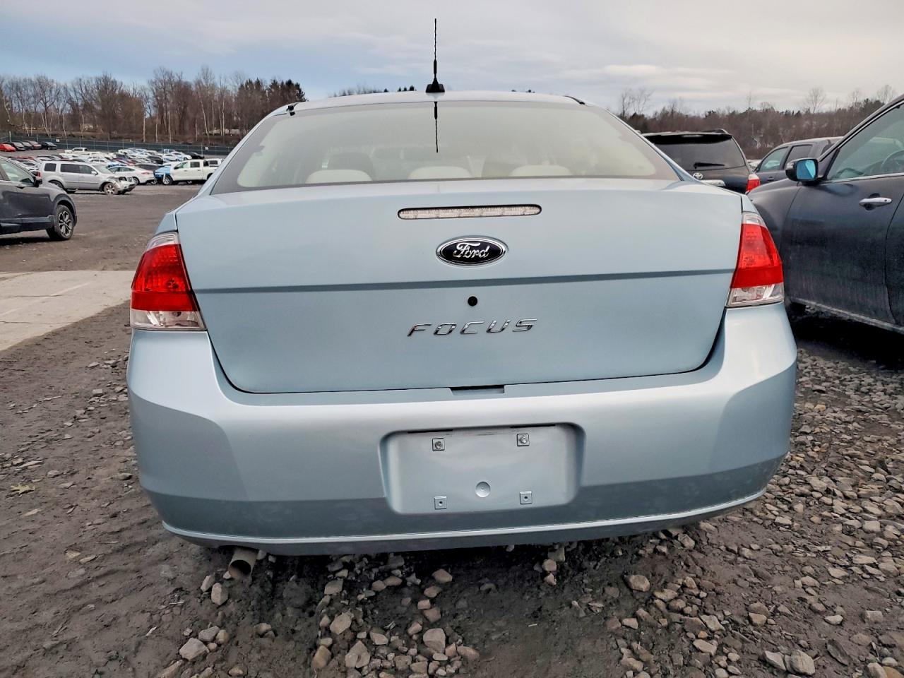 2009 FORD FOCUS S photo 16