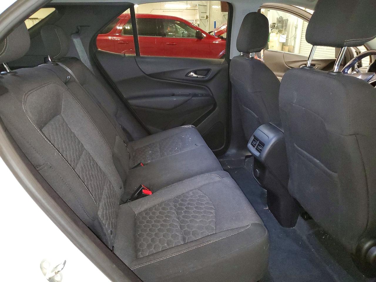 2018 CHEVROLET EQUINOX LT photo 11
