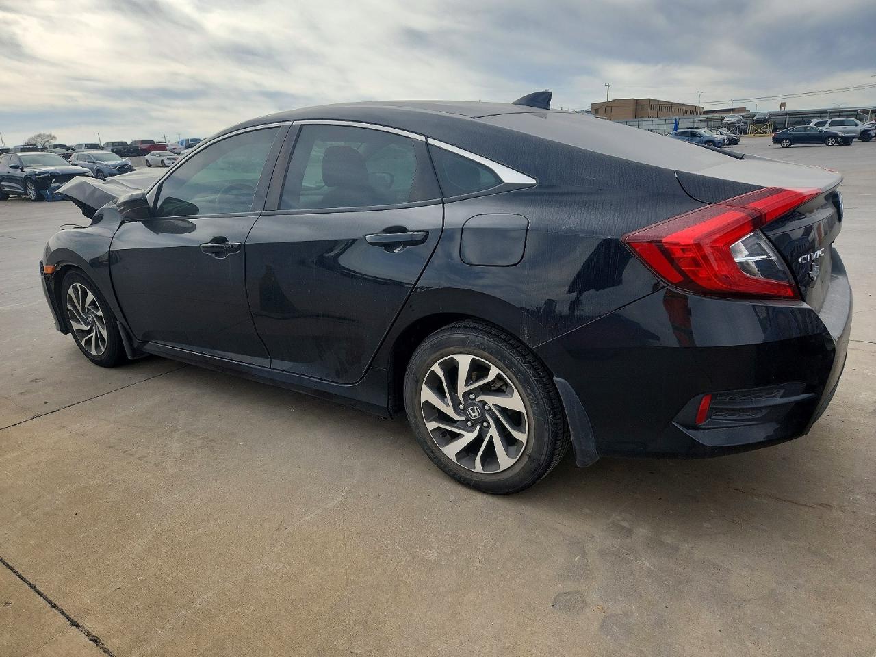 2017 HONDA CIVIC EX photo 2