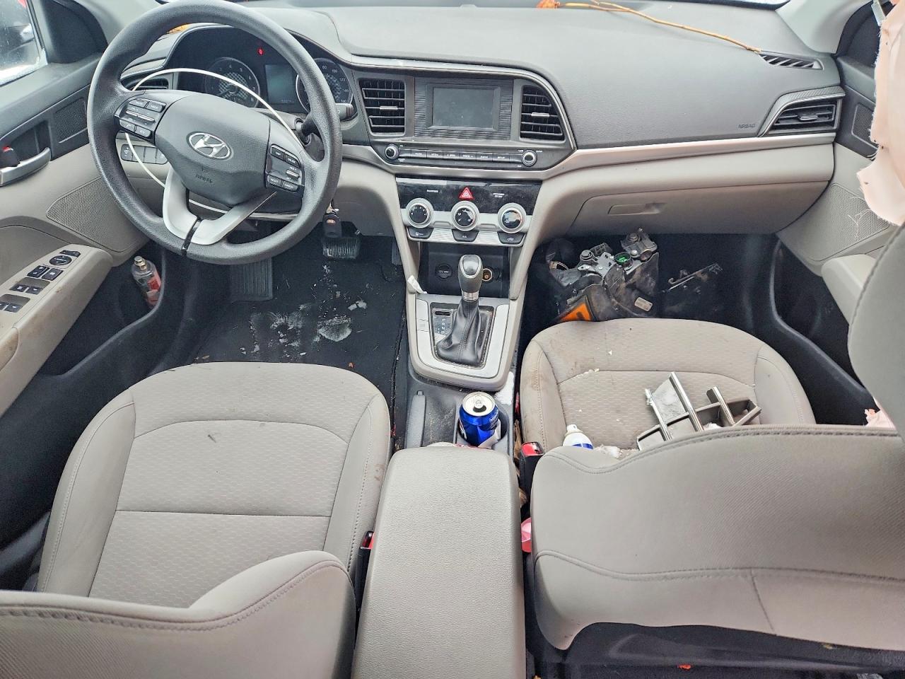 2019 HYUNDAI ELANTRA SE photo 15