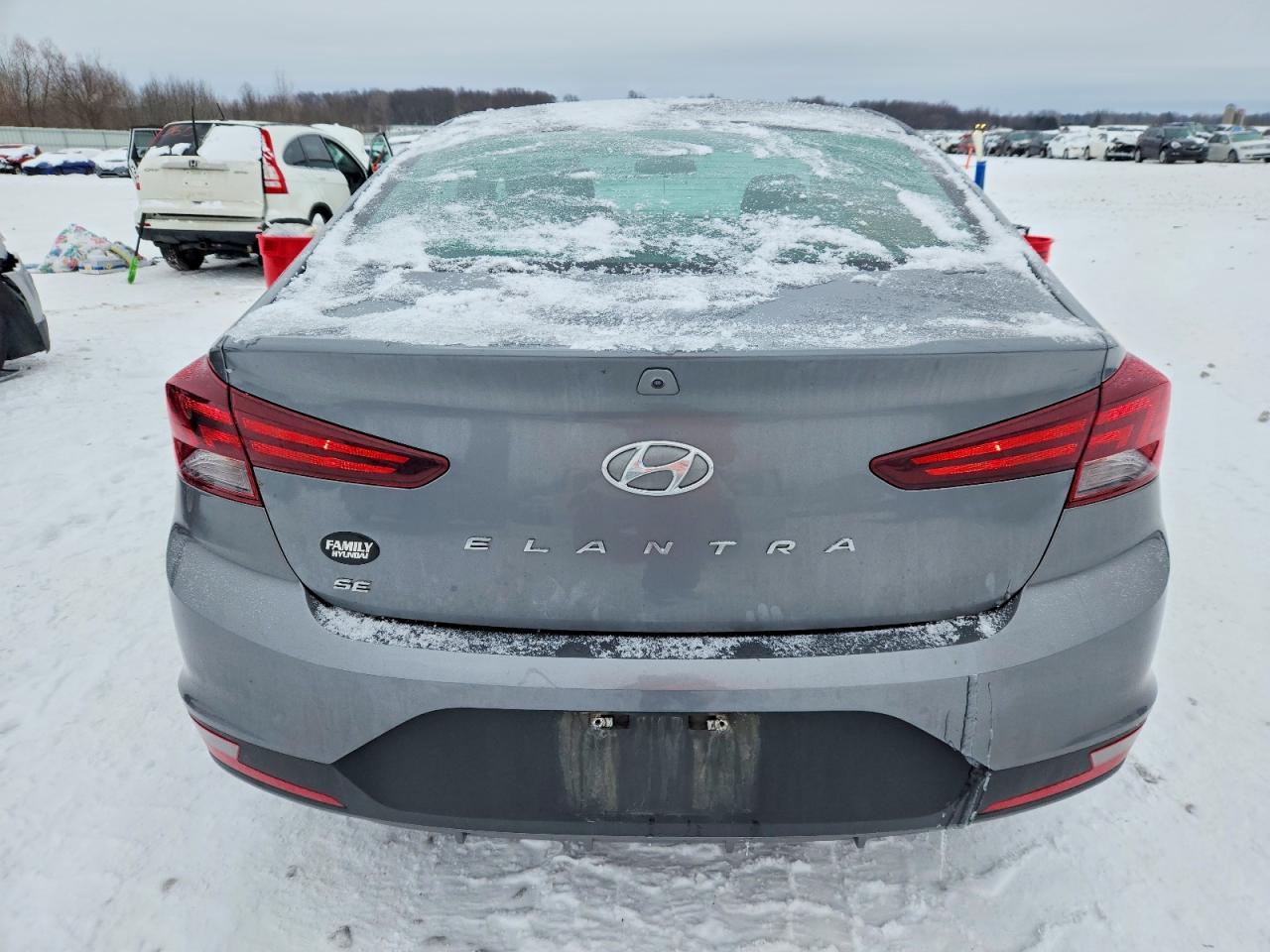 2019 HYUNDAI ELANTRA SE photo 11