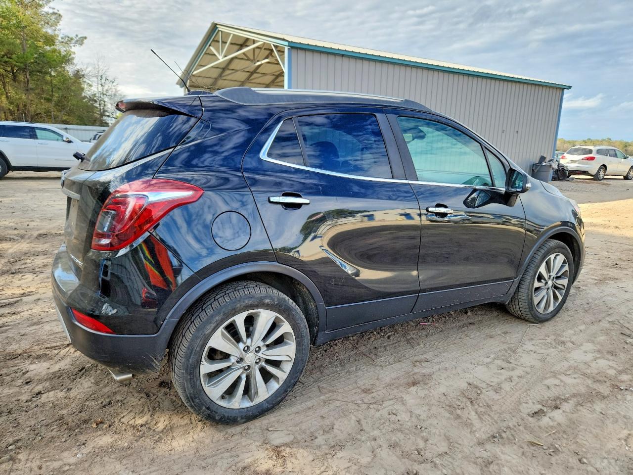 2017 BUICK ENCORE ESSENCE photo 3