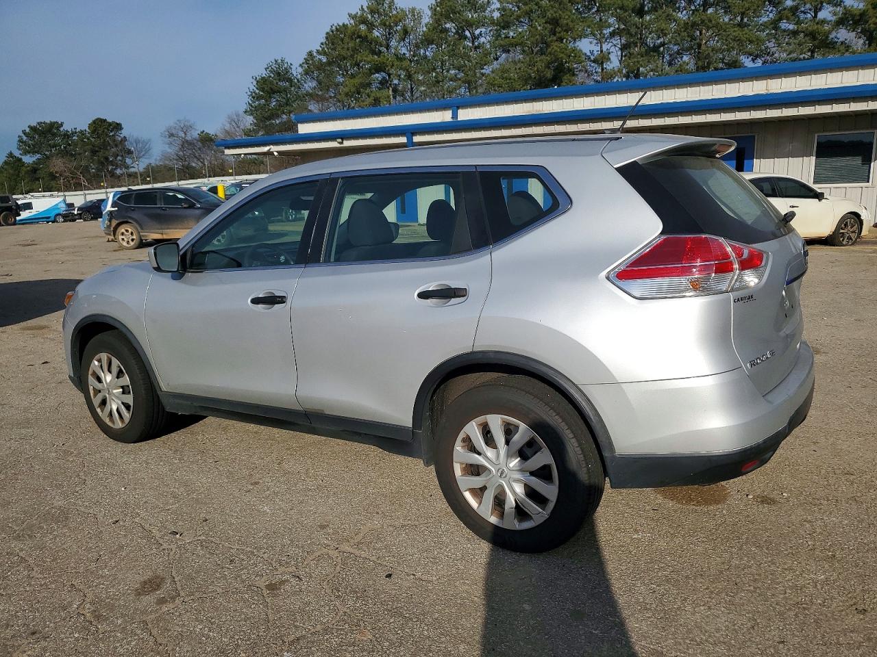 2016 NISSAN ROGUE S photo 2