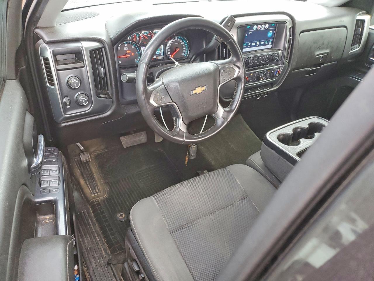 2016 CHEVROLET SILVERADO K1500 LT photo 8