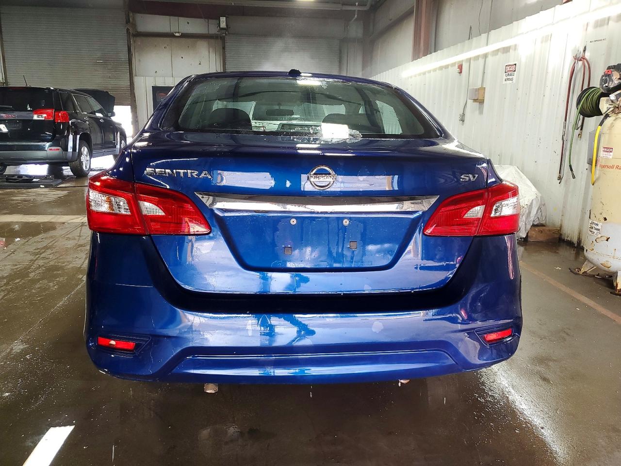 2017 NISSAN SENTRA S photo 6