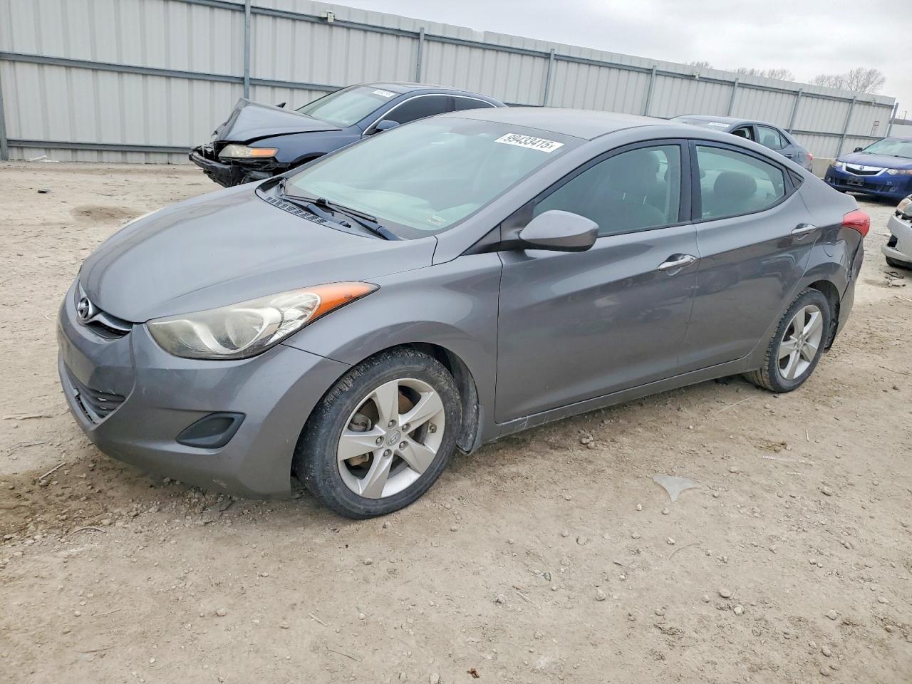 2013 HYUNDAI ELANTRA