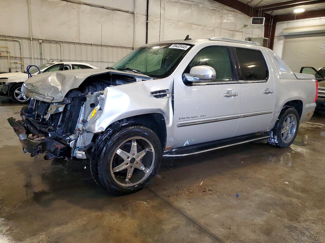 2010 CADILLAC ESCALADE