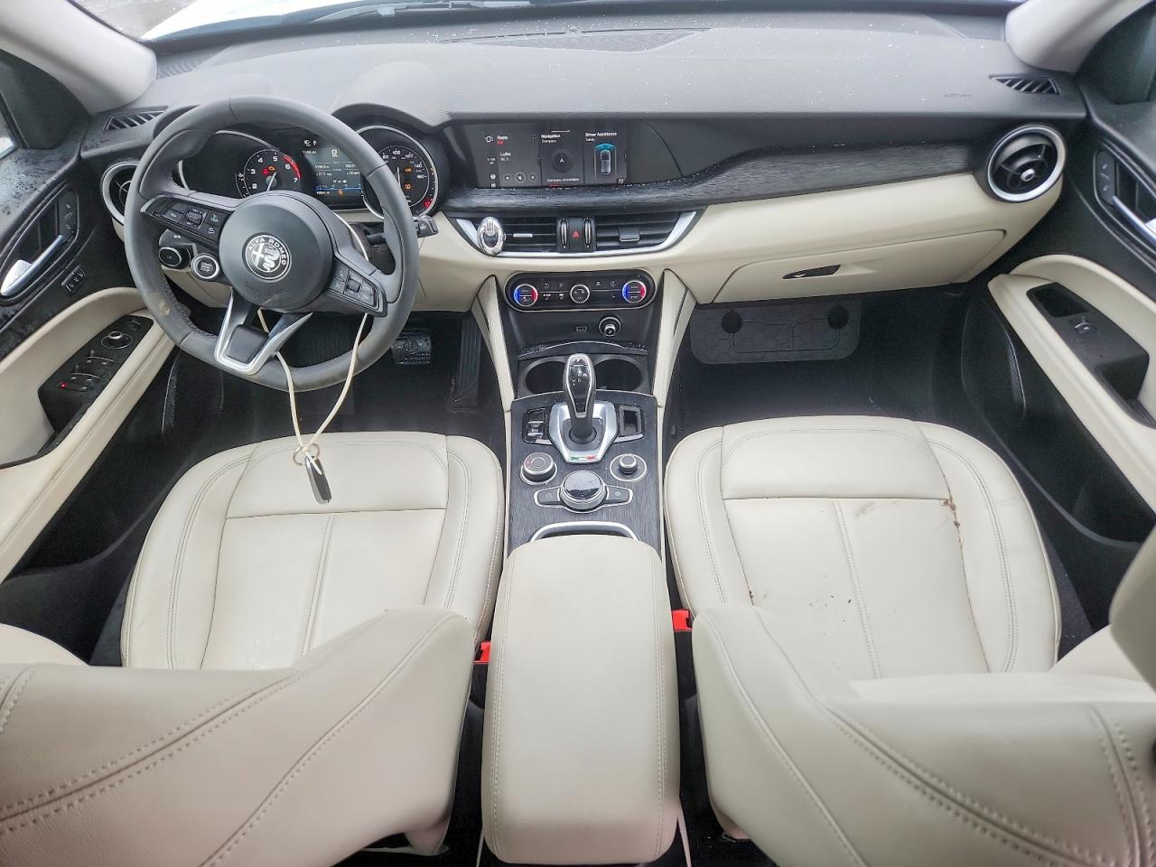 2021 ALFA ROMEO STELVIO SPORT photo 8