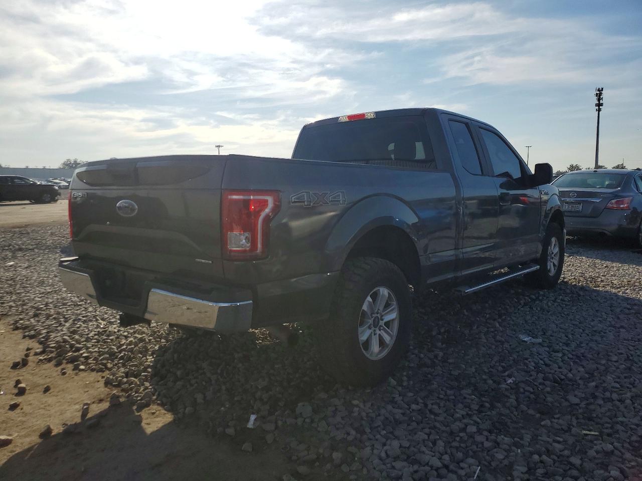 2015 FORD F150 SUPER CAB photo 3