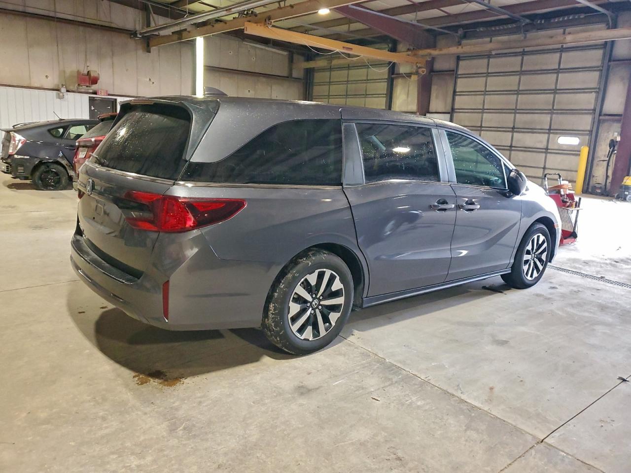 2025 HONDA ODYSSEY EXL photo 3