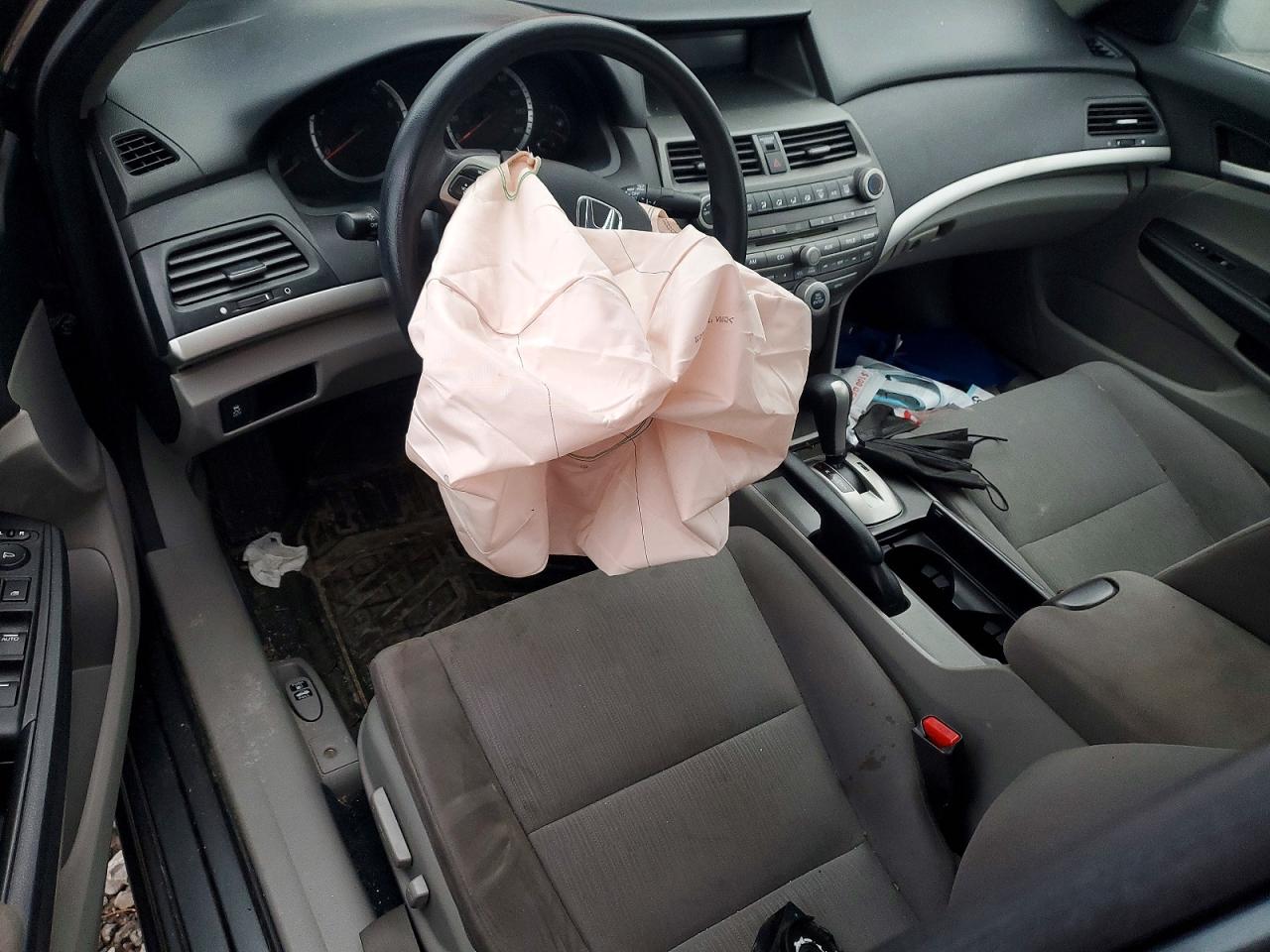 2012 HONDA ACCORD LXP photo 8