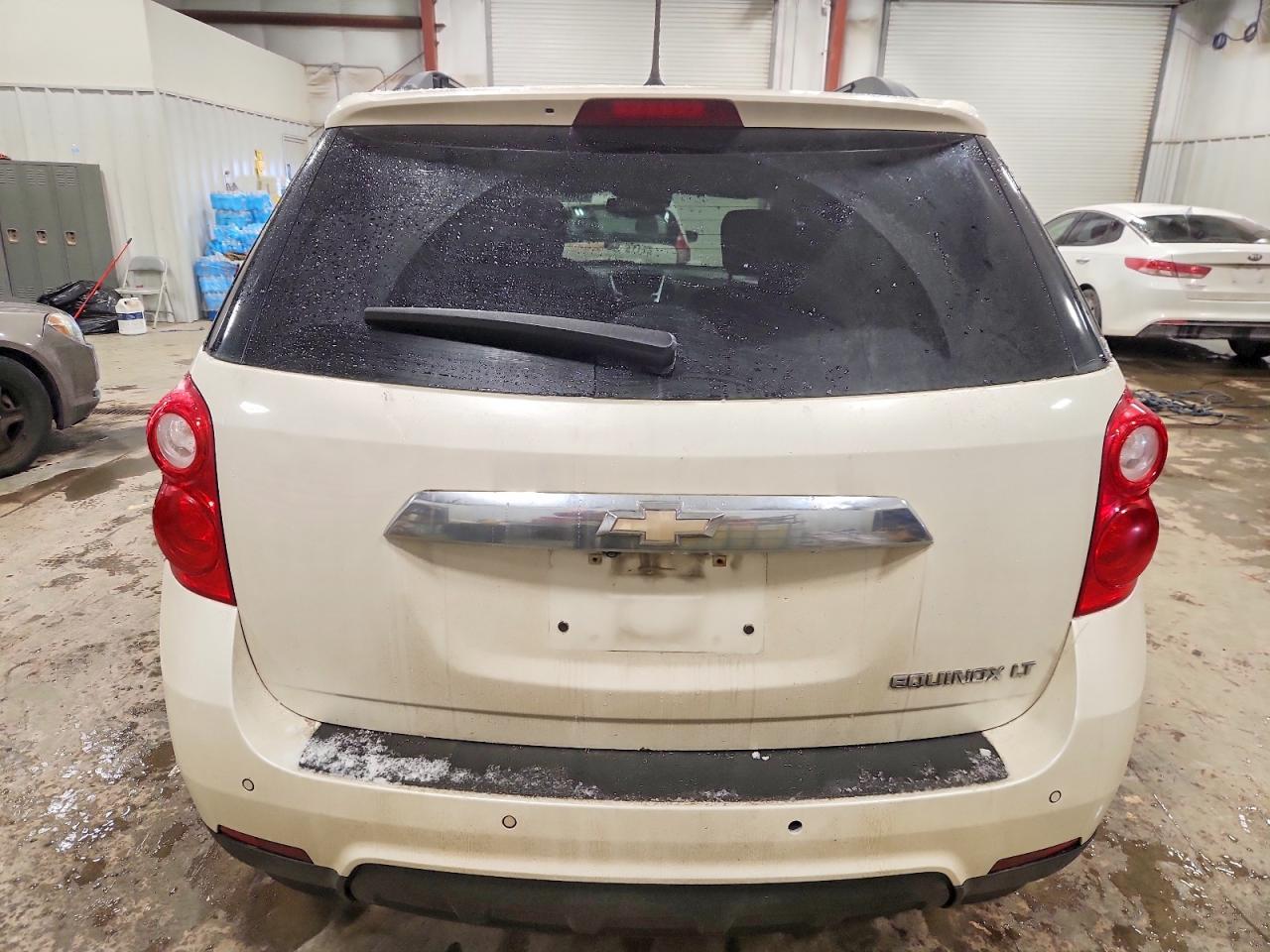 2013 CHEVROLET EQUINOX LT photo 6