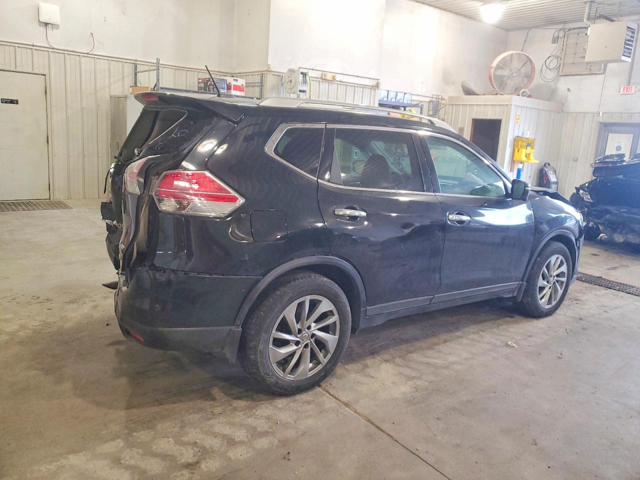 2014 NISSAN ROGUE photo 3
